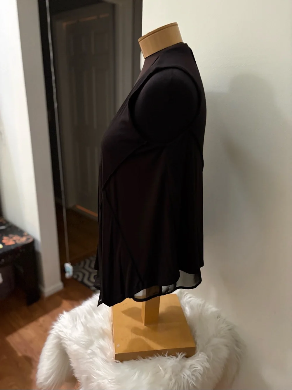 Simply Vera Vera Wang Black Waterfall Vest Size Small NWT Sheer Draped Layering